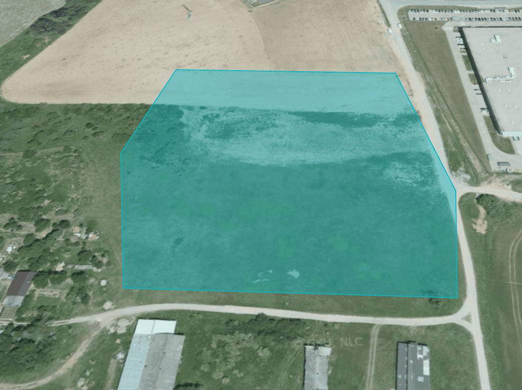 Industrial plot for sale with zoning permit in Veľká Ida