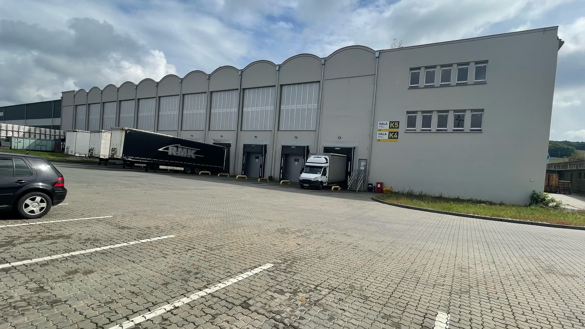 Prenájom flexibilných výrobných a skladových priestorov v Bánovciach nad Bebravou