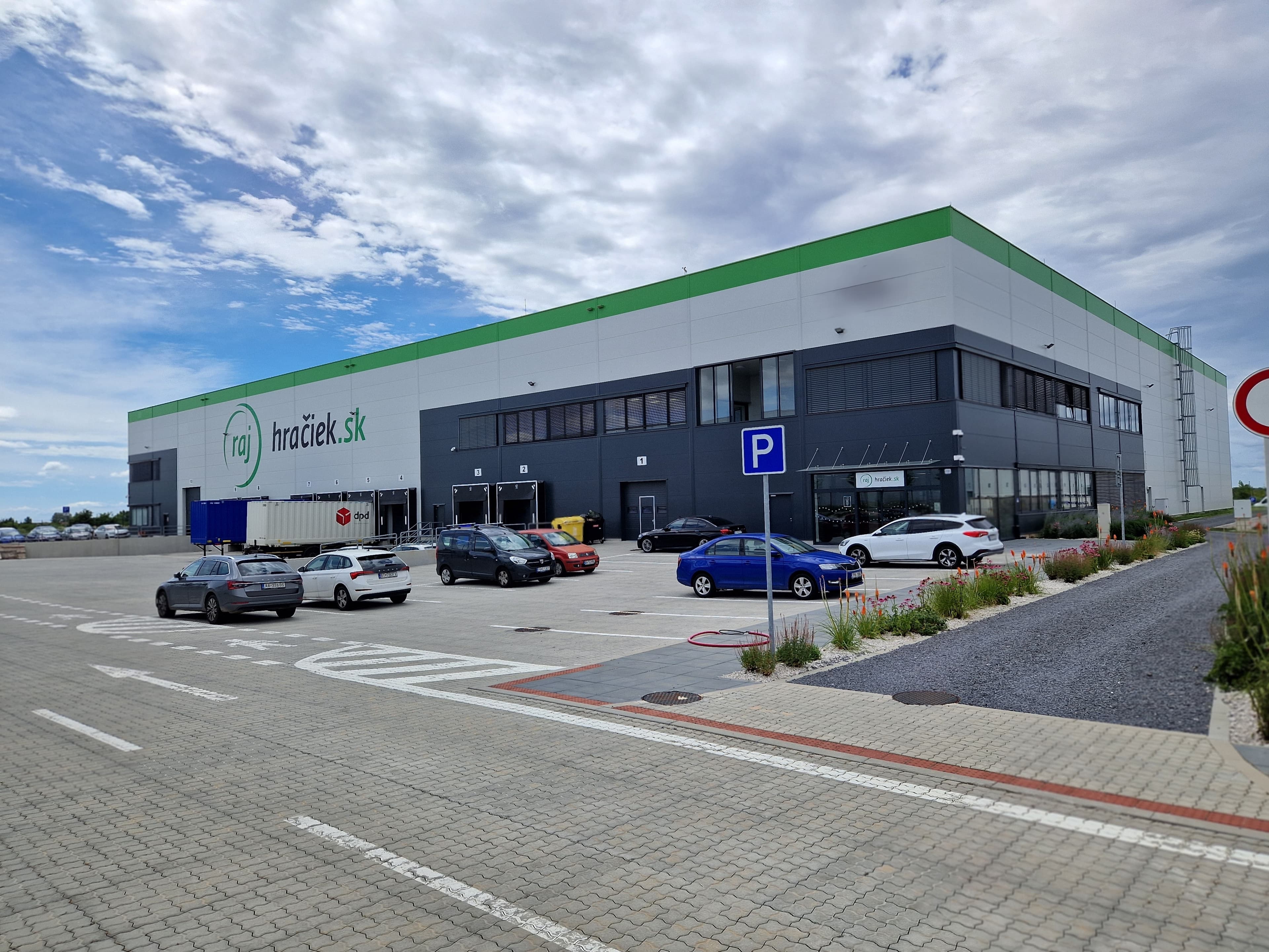 Warehouse or production premises for lease in Senec