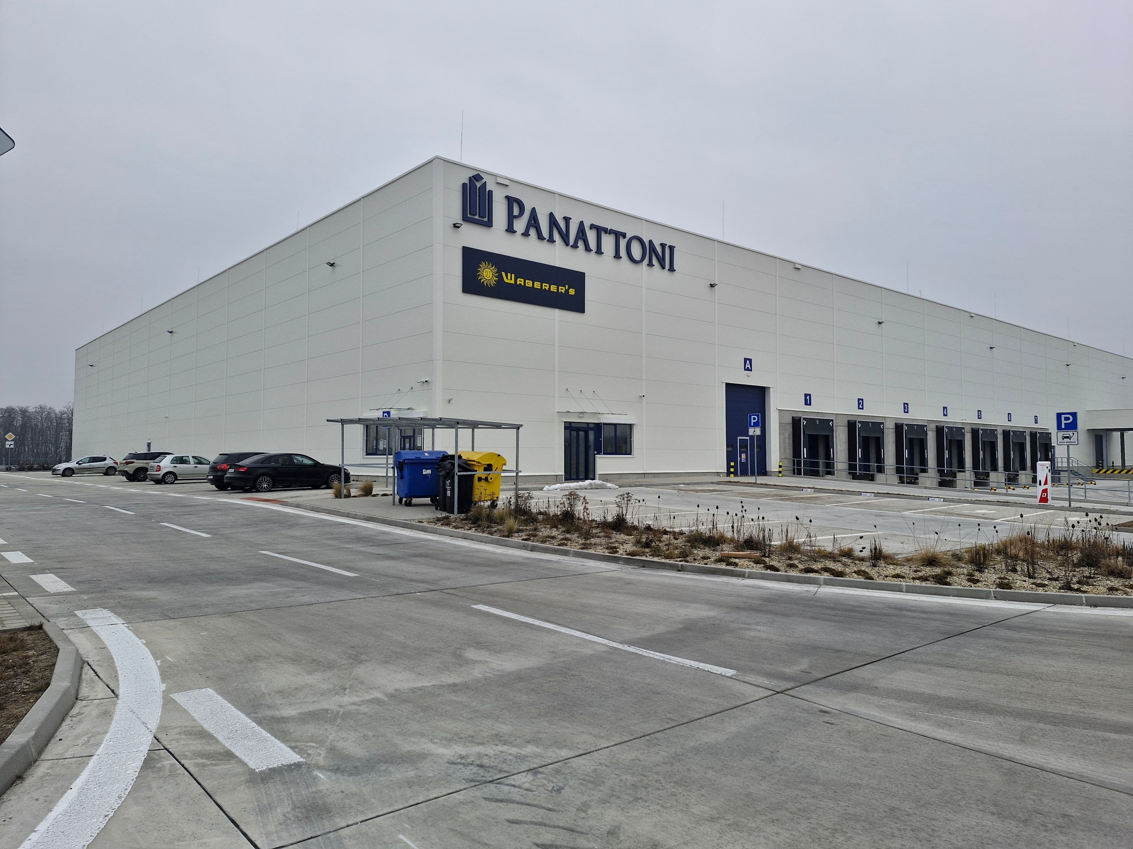 Warehouse and production halls for lease - Zohor