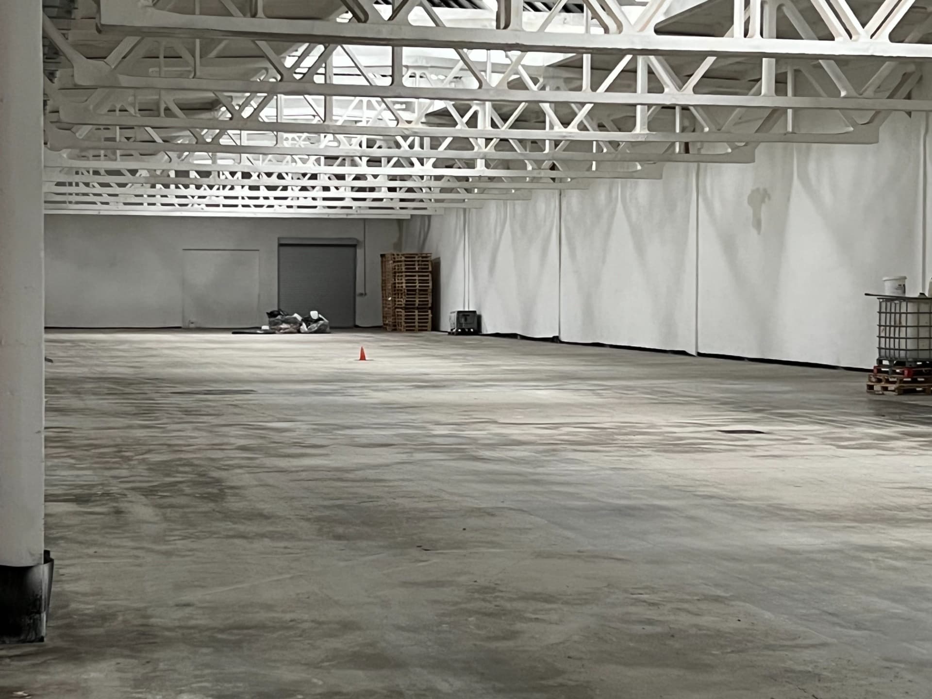 Prenájom skladu s logistickými službami Turany